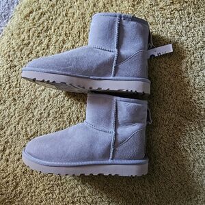 Size 6 ugg boots
